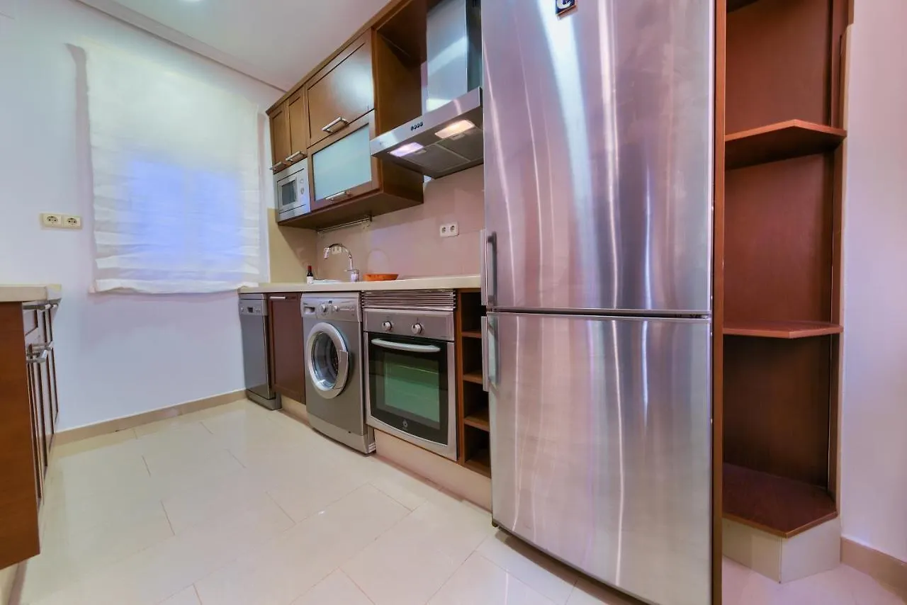 Holidays2Malaga Lazcano High Wifi & French Balcony 0*,  Spanje