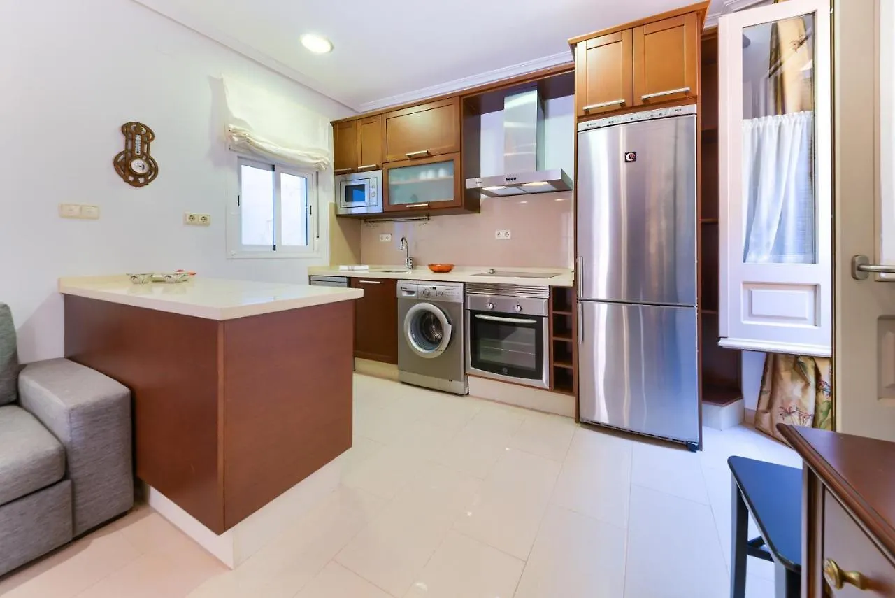 Appartement Holidays2Malaga Lazcano High Wifi & French Balcony Spanje